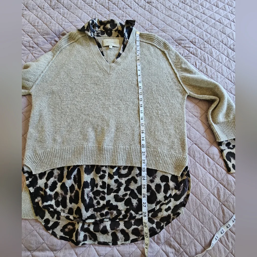 Brochu Walker Alum V-Neck Layered Animal Print Wool‎ Cashmere Blend Sweater sz M